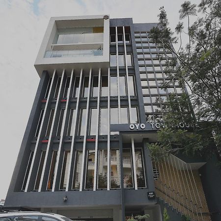 Super Townhouse Spruce Hotels Bellandur Bangalore Luaran gambar