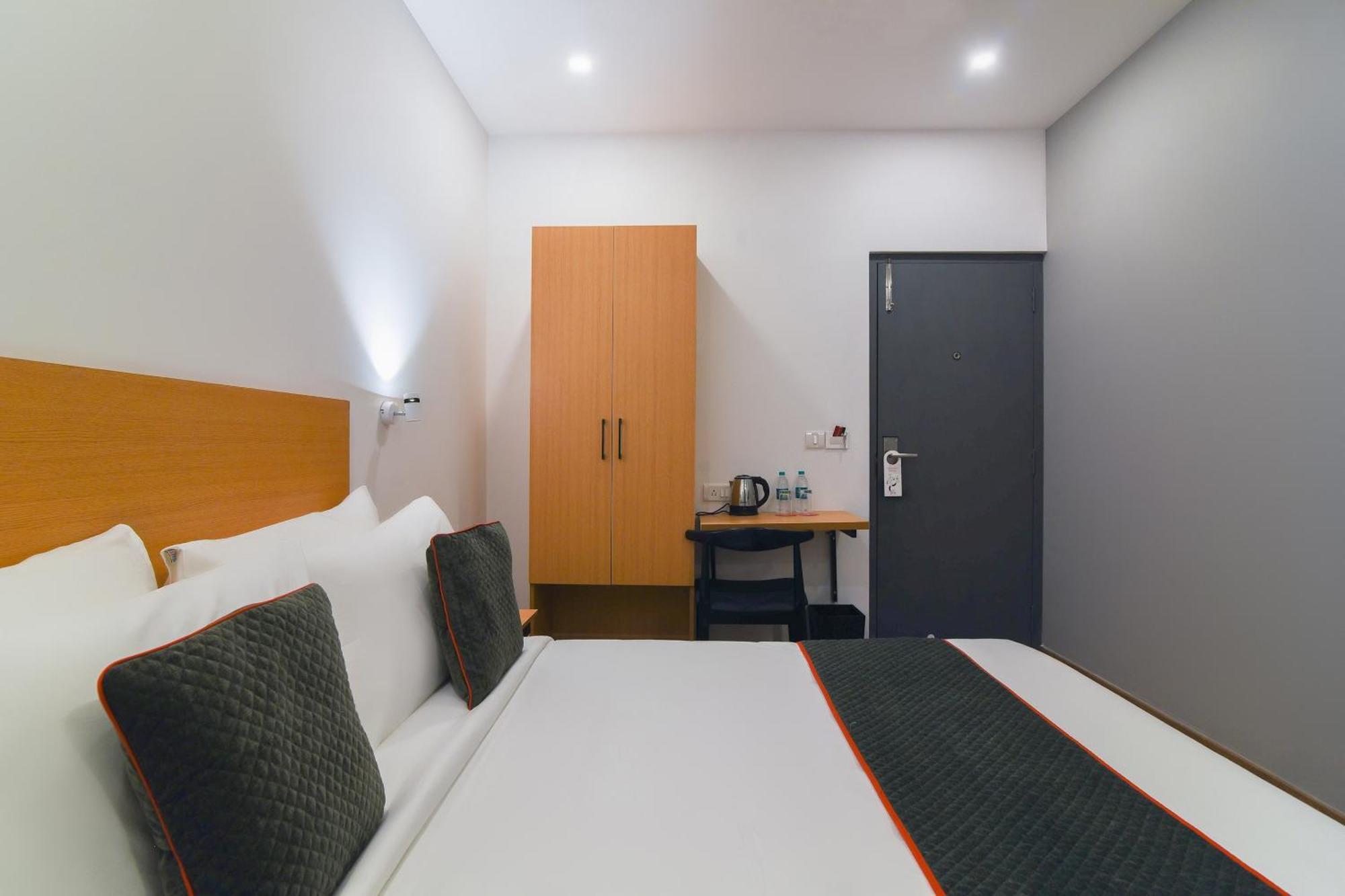 Super Townhouse Spruce Hotels Bellandur Bangalore Luaran gambar