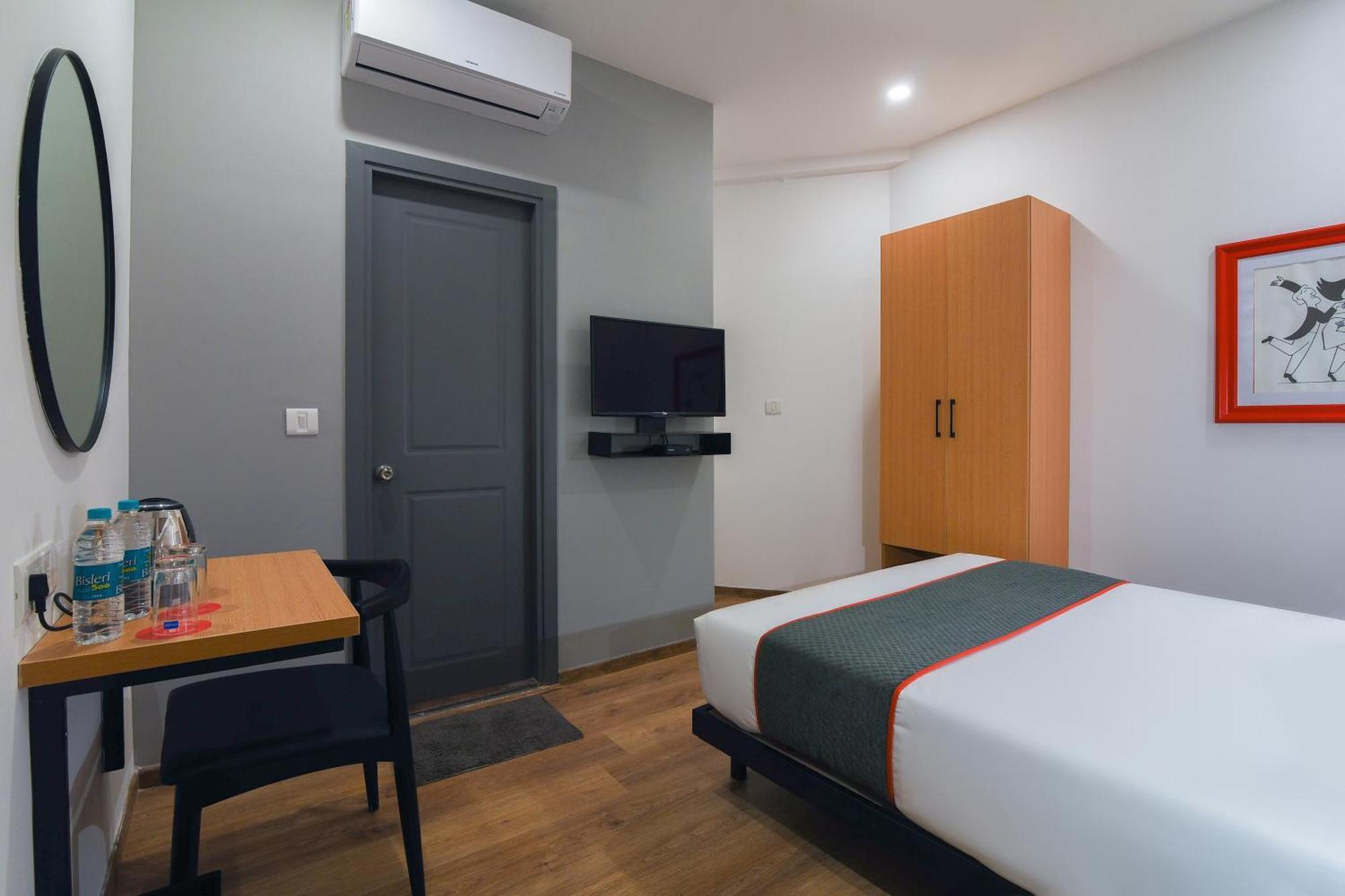 Super Townhouse Spruce Hotels Bellandur Bangalore Luaran gambar